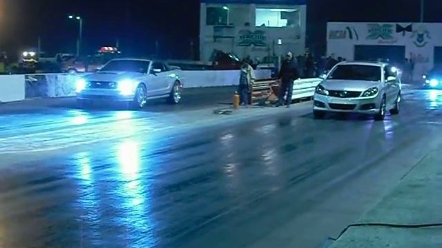 VECTRA 2.8T con Chip EUROTUNING OBD vs. MUSTANG GT (V8) con Chip DIABLO SPORT+ Headers смотреть онлайн