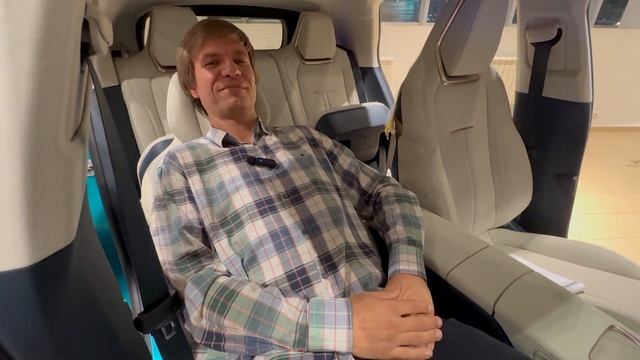 Самый доступный премиальный кроссовер 2023 года. 46 000 $ в Москве под ключ. смотреть онлайн