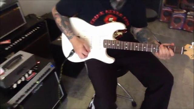 Fender Standard Stratocaster Artic White Rosewood - Maycon - Queimados - RJ смотреть онлайн