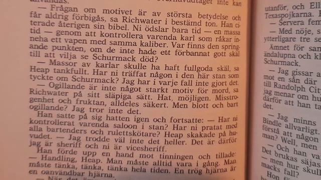 Larsson recenserar #133 - Bill och Ben drar upp ridån (pocket) смотреть онлайн