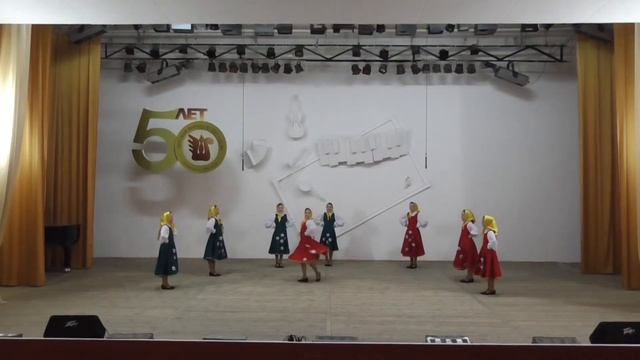 ДЕВИЧИЙ ПЕРЕПЛЯС смотреть онлайн