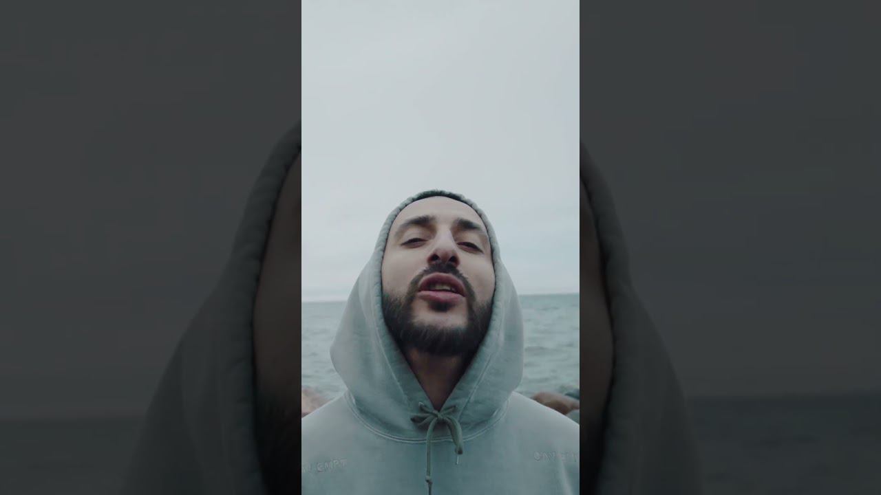 КТО ЭТО ДЕВУШКА НА ФОНЕ? смотреть онлайн