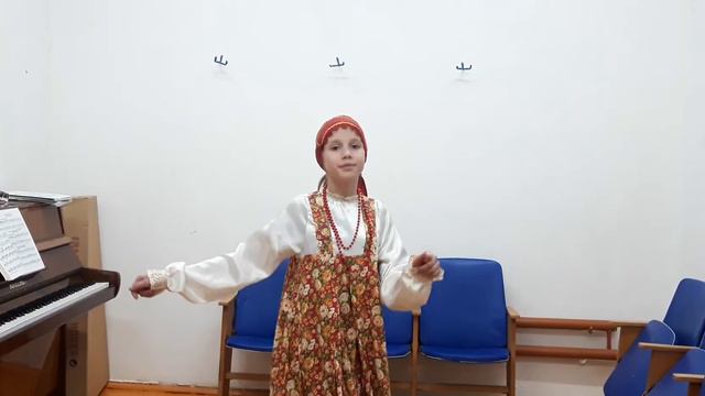 Виктория Халютина. Ой как я молода со горы гусей гнала. смотреть онлайн
