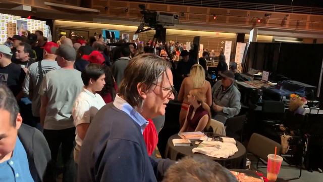 Adult Entertainment Expo 2019 - Day 3 - Overcrowded The Joint смотреть онлайн