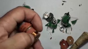 В1в-1в ВАКУУМНЫЙ ВЫКЛЮЧАТЕЛЬ - сколько в нём драгоценных металлов