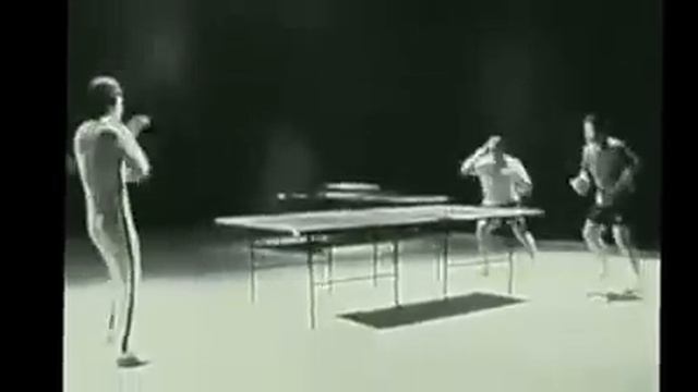 Bruce Lee: Be Like Water (Inspirational)