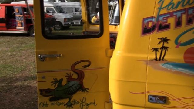 1970 Custom Ford Econoline Van. "Panic in Detroit" смотреть онлайн