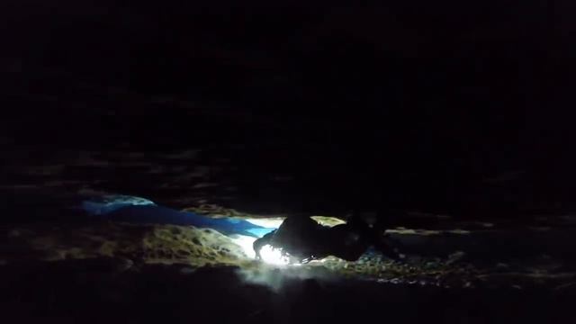 Дайвер нырнул в подводную пещеру и исчез. Загадочное исчезновение Ben McDaniel смотреть онлайн