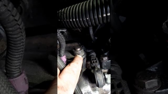 Vivaro,Trafic 1.9 , wymiana skrzyni biegów od Laguny 2. смотреть онлайн