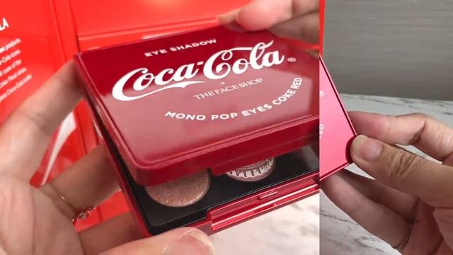 【#mc來推坑】THE FACE SHOP X 可口可樂Coca Cola聯名彩妝九宮格眼影盤01經典紅 смотреть онлайн