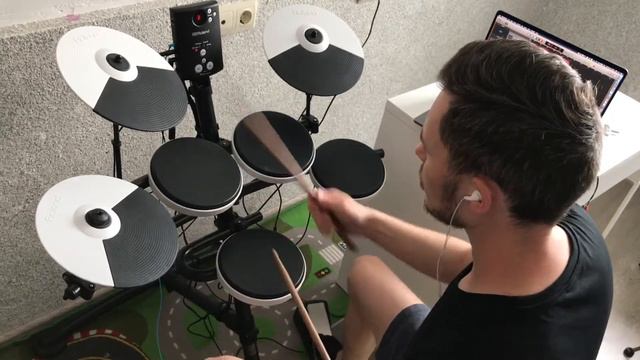RHCP Dani California DRUM COVER смотреть онлайн
