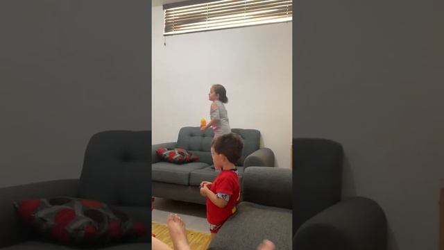 CraZy frog dance смотреть онлайн