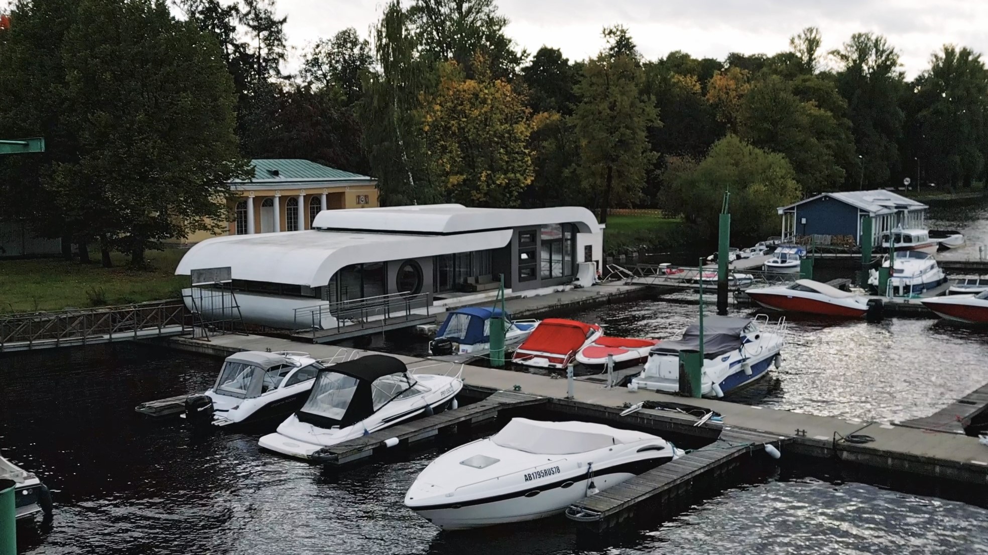 Дебаркадер Лофт