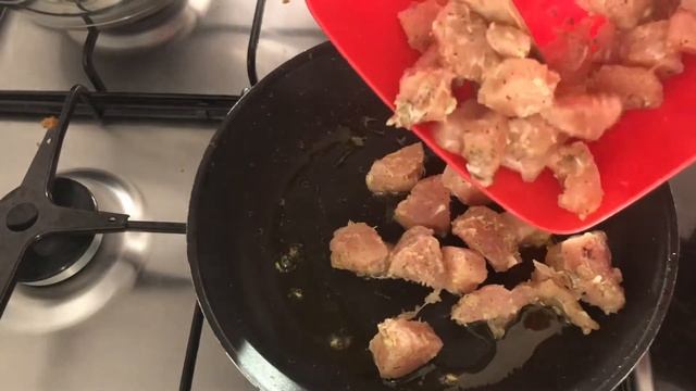 Куриная Грудка В Соусе смотреть онлайн