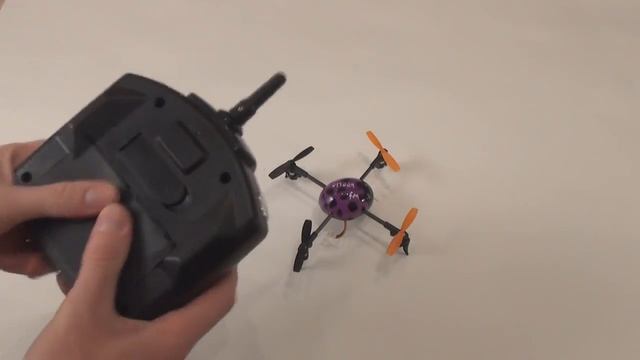 Wltoys V939, летающий жук смотреть онлайн
