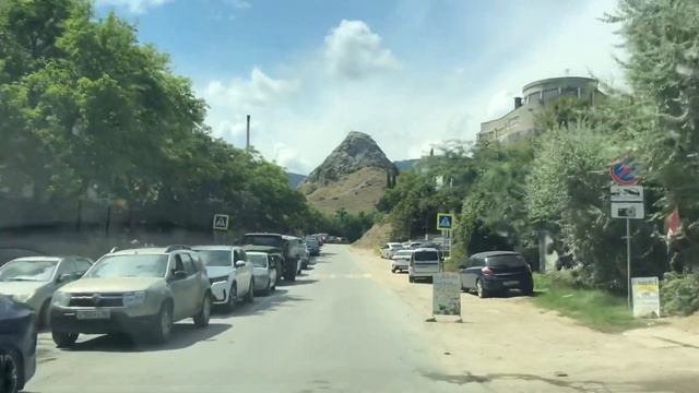 Едем в Новый Свет/Проезжаем Золотой пляж смотреть онлайн