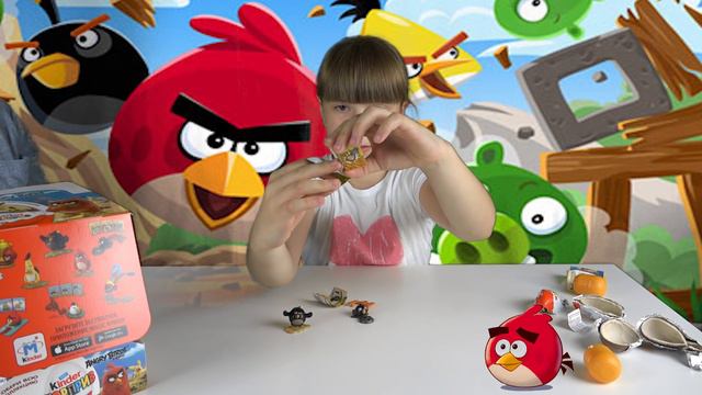 КИНДЕР СЮРПРИЗЫ от АНГРИ БЕРДС - БОМБ и РОГАТКА смотреть онлайн