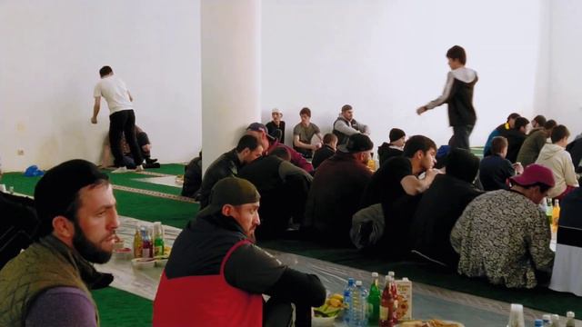 Маджлис молодёжная и Ифтар Пос Тюбе Кумторкалинском Районе 2022 Год. смотреть онлайн