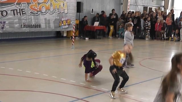 Выступление //Хип хоп// Николаев// Hip-hop dance //Дети смотреть онлайн
