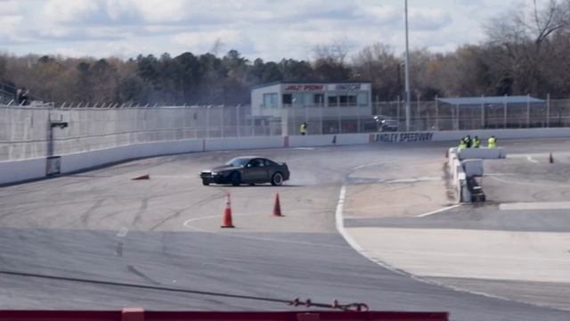 Shut off your brain and watch some drifting смотреть онлайн