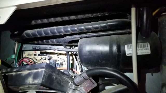 Norcold 1200 RV Refrigerator "NOCO" Error Diagnosis смотреть онлайн