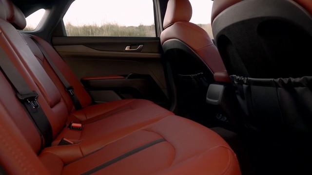 Kia K5 (2023) Exterior Interior Driving смотреть онлайн