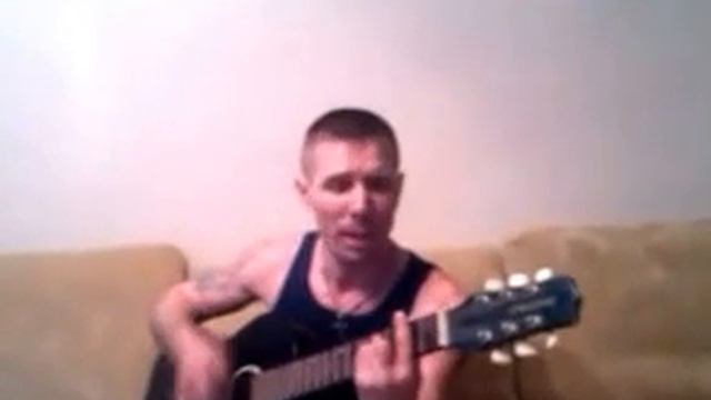 Друг поёт под гитару смотреть онлайн