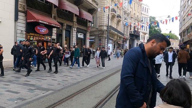 Istanbul Turkey ?? Walking Tour Taksim Square Istiklal Street Galata Tower 4K 60FPS May 2023 смотреть онлайн