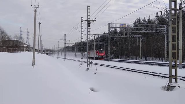 А ты откуда взялся? ЭП20-046 с поездом "Стриж" смотреть онлайн