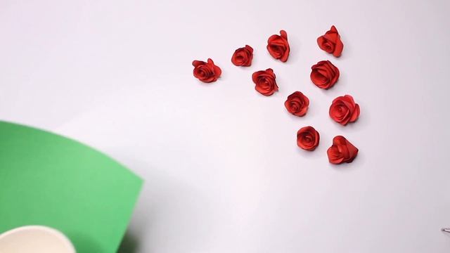 DIY Букет роз из бумаги в вазе Красивый подарок своими руками. Как сделать розы из бумаги. смотреть онлайн