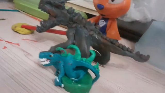 Индоминус рекс. Динозавр из пластилина! смотреть онлайн