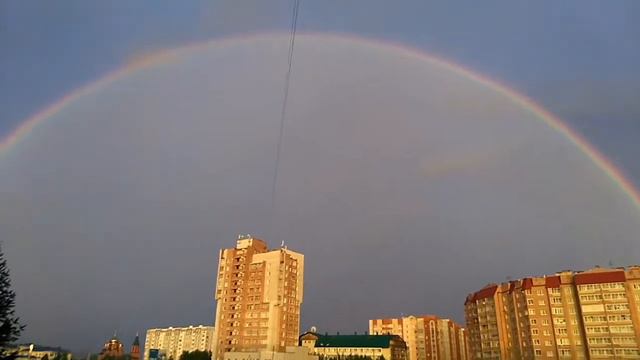 Радуга ночью в Ухте. 22.06.2017 года. 2 часа ночи. смотреть онлайн