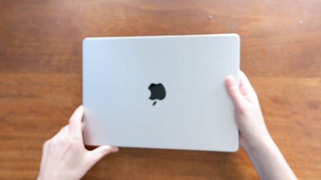Unboxing a Used 14" M1 Pro from Amazon Warehouse смотреть онлайн