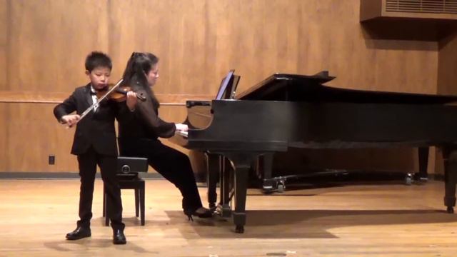 Chorous from Judas Maccabeus (8 years old learning violin for 11 months) смотреть онлайн