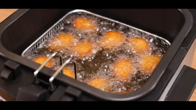 Geepas GDF36014 Deep Fryer, 3 L смотреть онлайн
