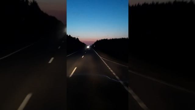 Едем где белые ночи,на горизонте смотреть онлайн