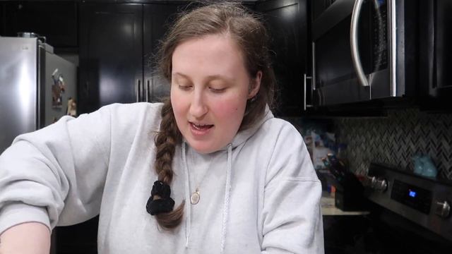 MAKING TRUVY'S CUPPA CUPPA CUPPA CAKE! *Dolly Parton Approved* смотреть онлайн
