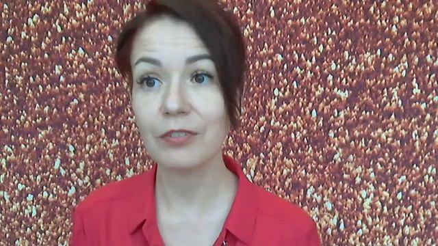 Как стать королевой. Как получать дорогие подарки, комплименты и цветы в любой день года. смотреть онлайн