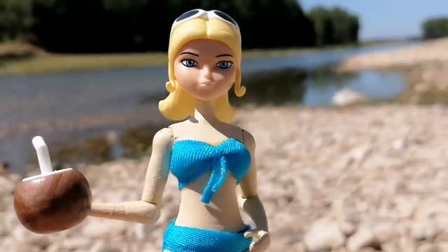 ЗАДАНИЯ ОТ ПОДПИСЧИКОВ: МАРИНЕТТ, ЛАЙЛА, ХЛОЯ ХВАСТАЮТСЯ КУПАЛЬНИКАМИ смотреть онлайн