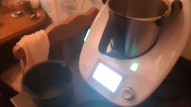 система - 60 обед и ужин .   рыбные котлеты.