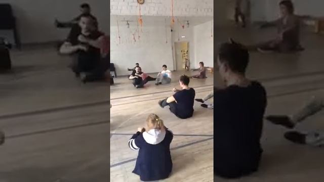 Студия "Открытый город". Разминка. смотреть онлайн