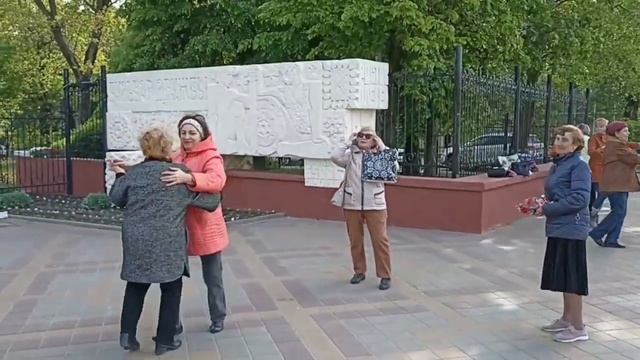 "Ах, этот вальс" автор-исполнитель Алёна Ленская. 6.05.2022г. смотреть онлайн