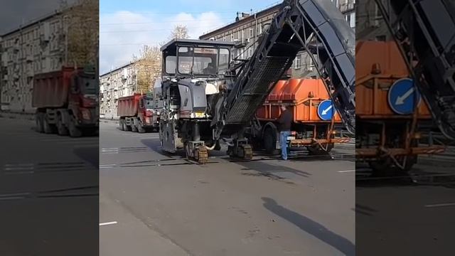 Работа дорожной фрезы в Москве и Московской области - цена смотреть онлайн