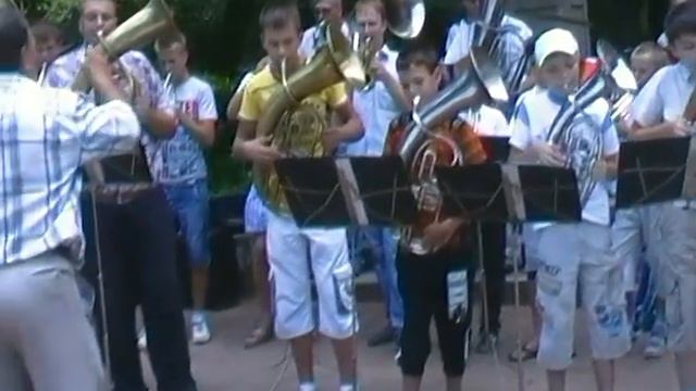 Кумпарсіта виконує духовий оркестр с. Ківшовата, Таращанського району, Київської області смотреть онлайн
