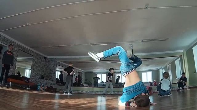 Bboy Шурик Unreal crew смотреть онлайн
