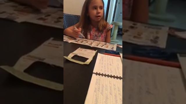 Будущий сомелье! Учитесь как надо продавать))) смотреть онлайн