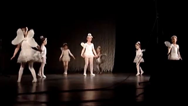 "жемчужина"танец "Бабочки" Сантоцкая Анастасия 4 г смотреть онлайн