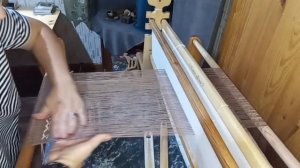 Браное ткачество на настольном ткацком станке с двумя бëрдо