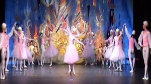 П Чайковский  Вальс цветов из балета Щелкунчик