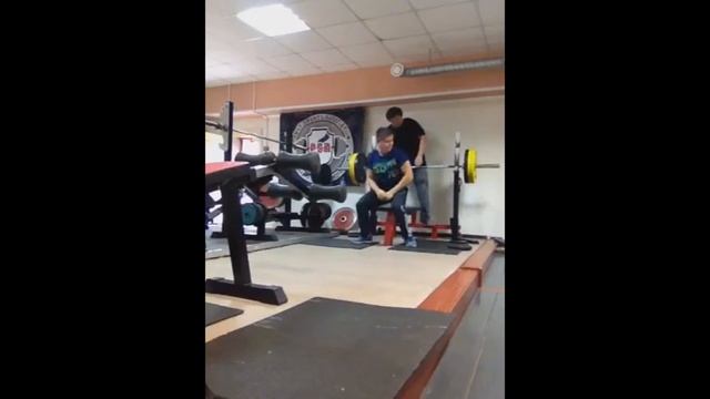 Жим лежа 125 кг! Проходка на максимум. смотреть онлайн